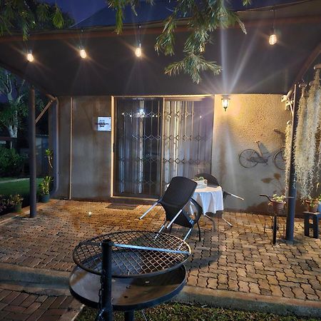 Apricity Inn Louis Trichardt Esterno foto